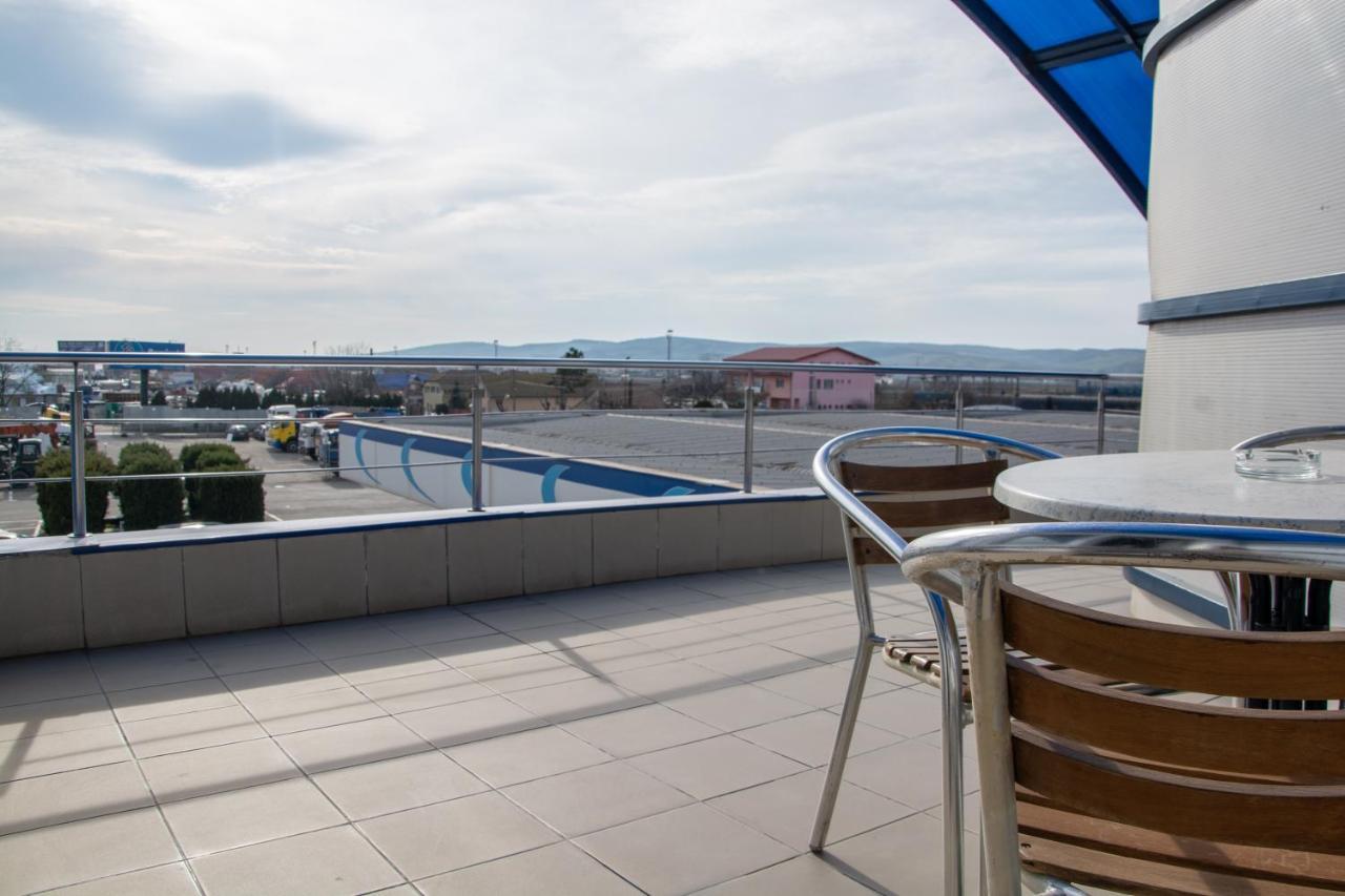 Motel Via Targu Mures Cristesti  Eksteriør billede