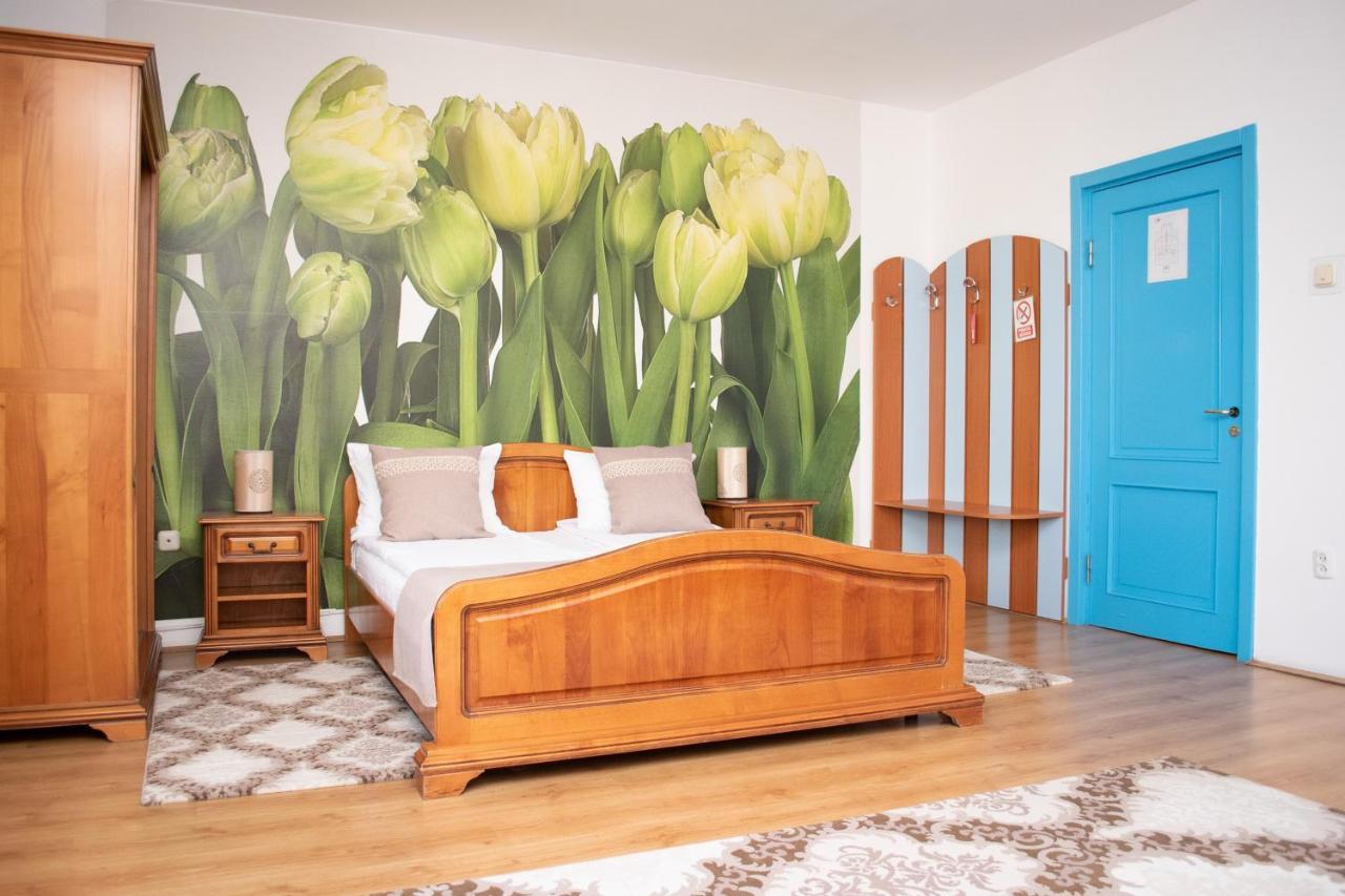 Motel Via Targu Mures Cristesti  Eksteriør billede